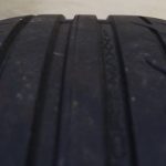 Kaum verschlissener Reifen